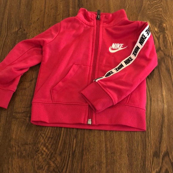 Nike Sweatsuit - Picture 3 of 4